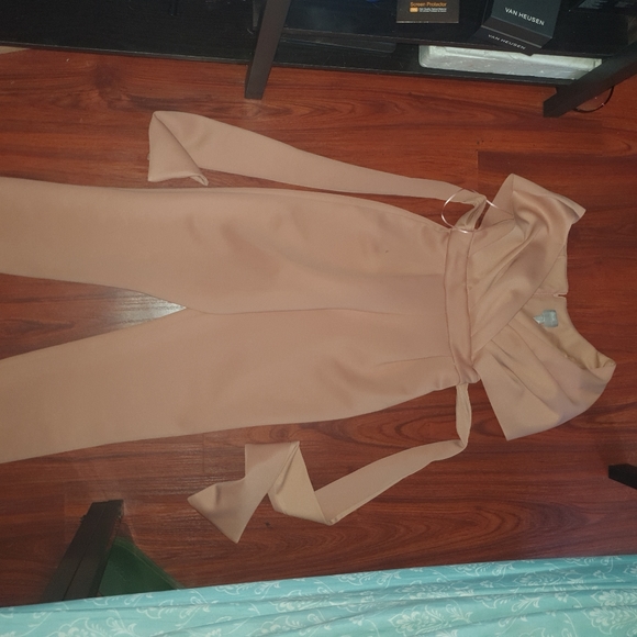 ASOS blush fallen shoulder bowtie scuba jumpsuit sz 6 - Picture 4 of 6